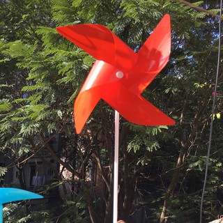 Chong chóng nhựa size 23cm que cầm