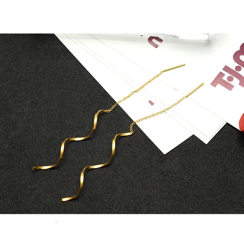 Bông Tai Titan Ko Han Rỉ Chuỗi Dài Xoắn TT 4029