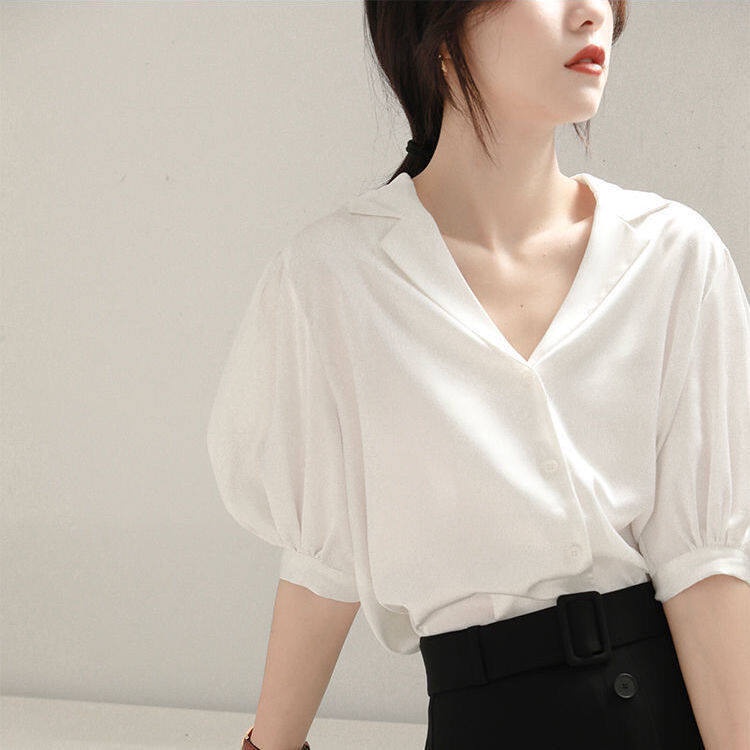 Áo sơ mi IELGY cổ chữ v màu trắng phong cách Pháp cổ điển dành cho nữ