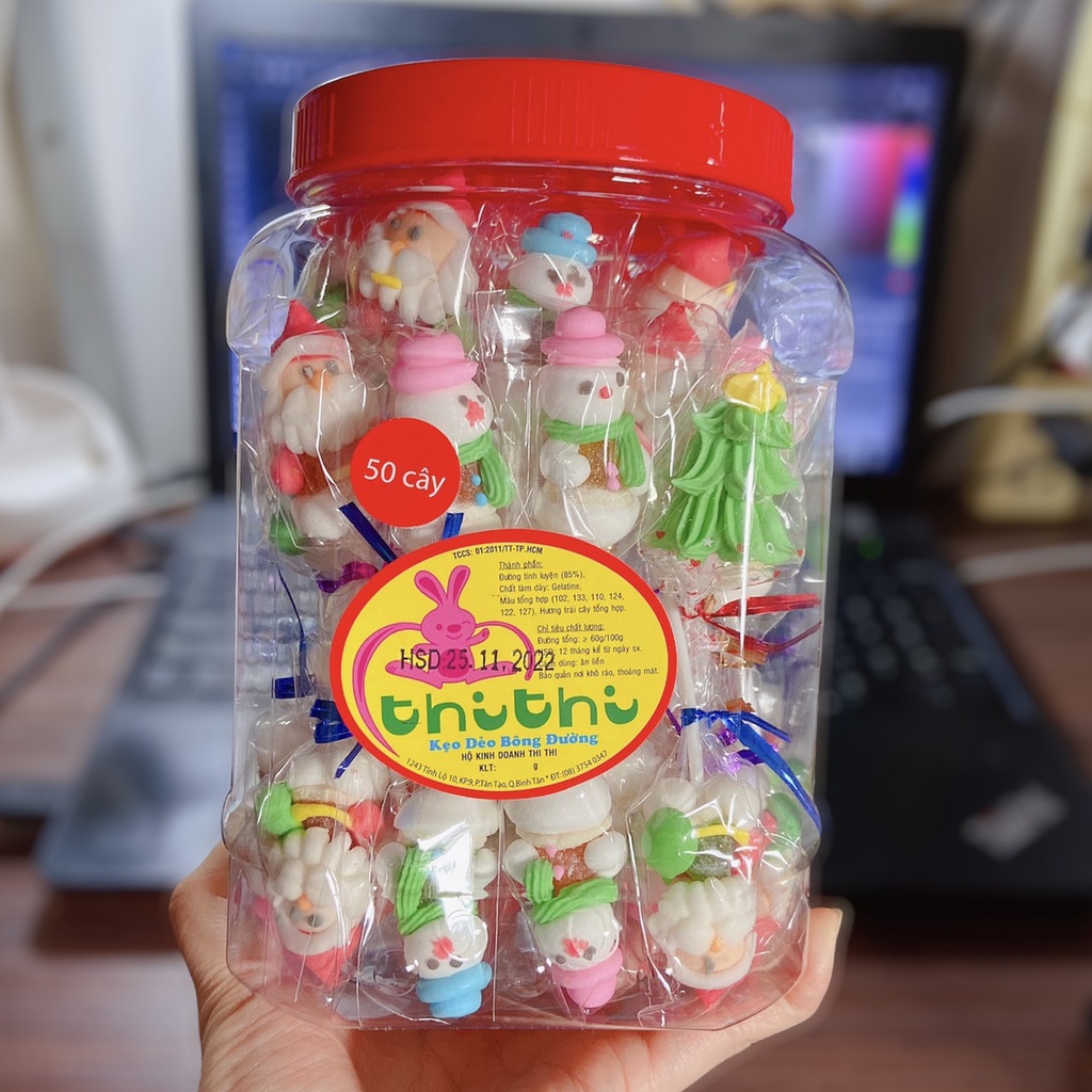 Que kẹo giáng sinh hình ông già noel, cây thông, người tuyết cho bé