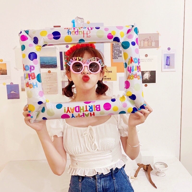 Bóng hình khung ảnh chụp hình dễ thương sinh nhật hàn quốc