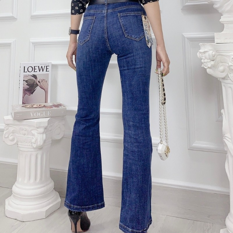 Quần jean nữ ống loe 9 tấc lưng siêu cao 1 cúc màu xanh da trời đậm 6205