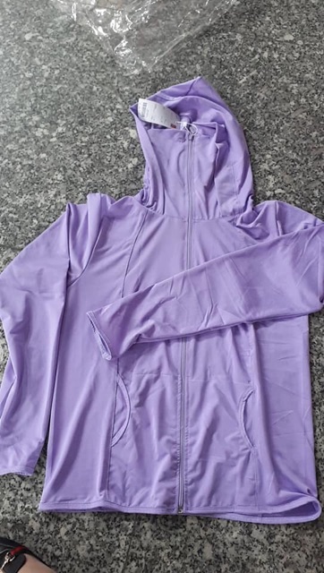 Áo chống nắng thông hơi