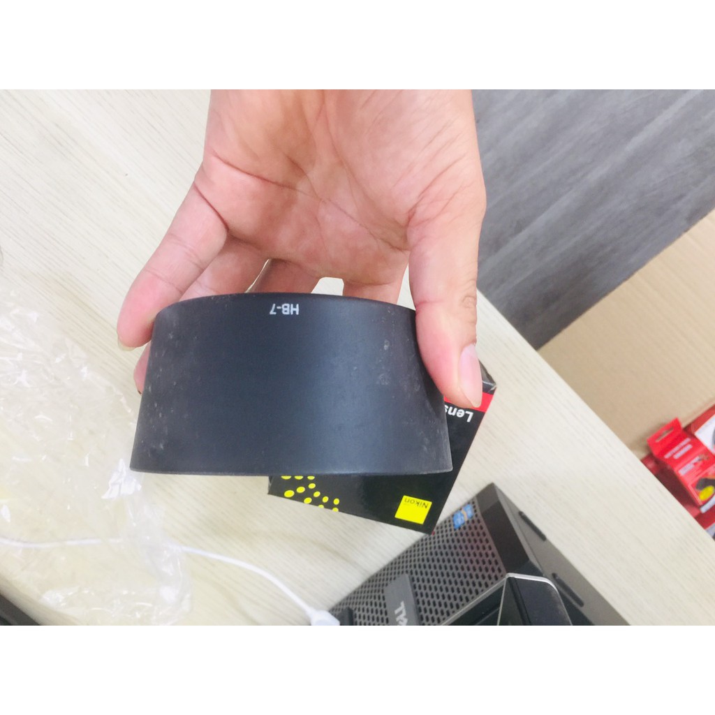 Hood Nikon HB7 cho ống kính Nikon 80-200mm F2.8