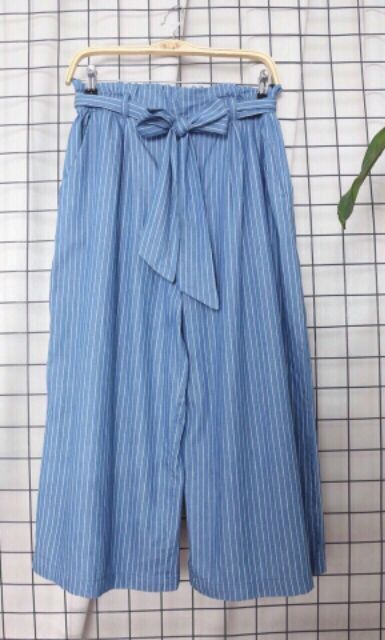 Quần linen F21 dư xịn