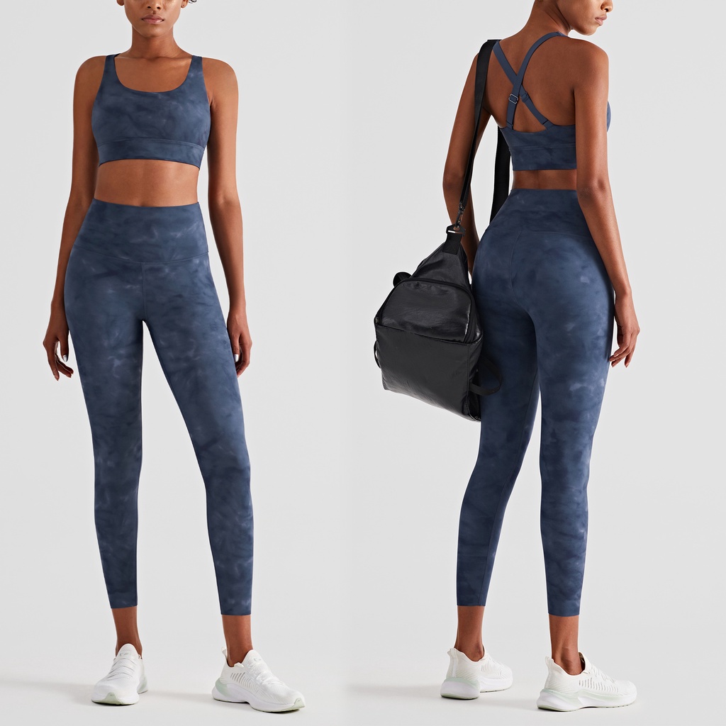 Trang phục áo ngực và quần legging lưng cao chỉnh được sành điệu cho nữ