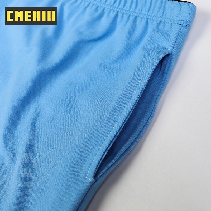 Quần đùi boxer phong cách thời trang gợi cảm cho nam giới
