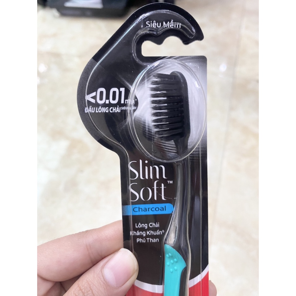 Bàn chải đánh răng Colgate Slimsoft Charcoal