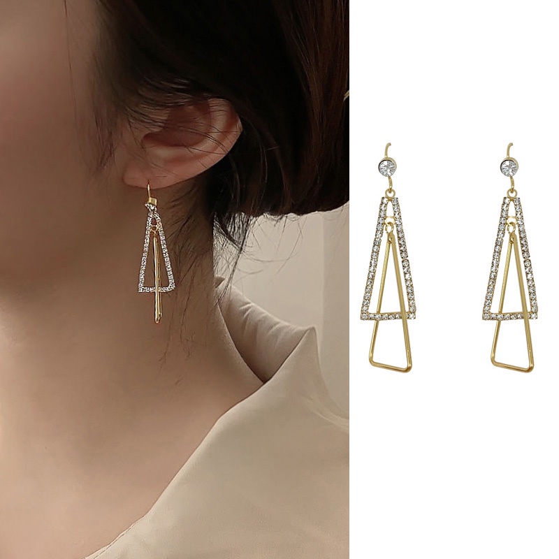 Bông tai hình tam giác đính đá sang trọng tinh xảo