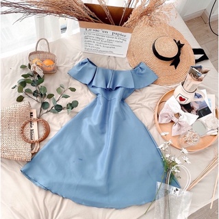 Đầm trễ vai bèo