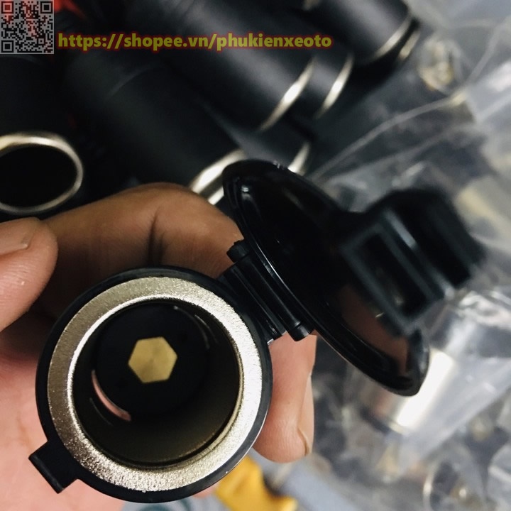 Ổ Cắm Đầu Tẩu Sạc 12V Đuôi Cái Trên Ô Tô, Xe Máy