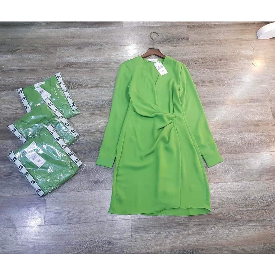 Váy MNG nhún eo màu xanh lá vải dư mềm mát