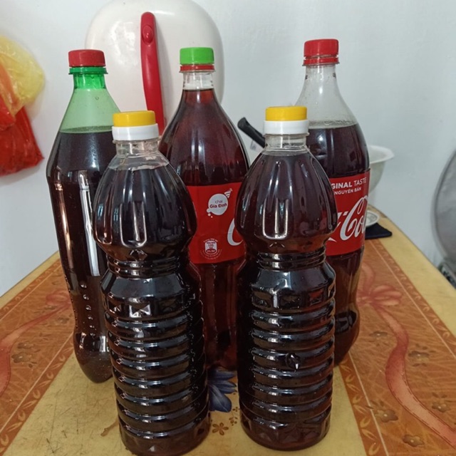 Nước mẮm rút nguyên chất .. nhà tự làm đMr bảo vệ sinh. Giá hợp lý.... nước mắm cá cơm chuẩn cá tươi . Tỉ lệ 10:1