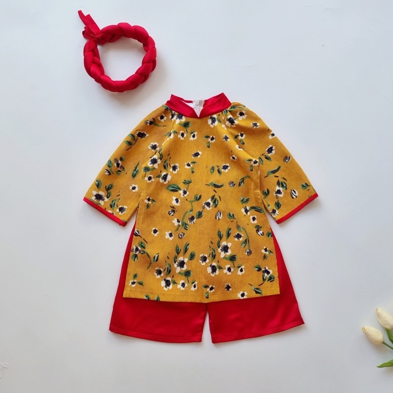 Áo dài cách tân quần bà ba màu vàng đỏ sang chảnh cho bé🍓