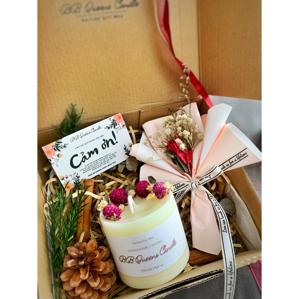 Quà tặng Nến thơm Decor  250gr  kèm gấu Teddy và hoa mini hương 4 mùa _ Gói set quà tặng như hình