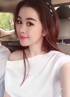 Áo pull lệch vai