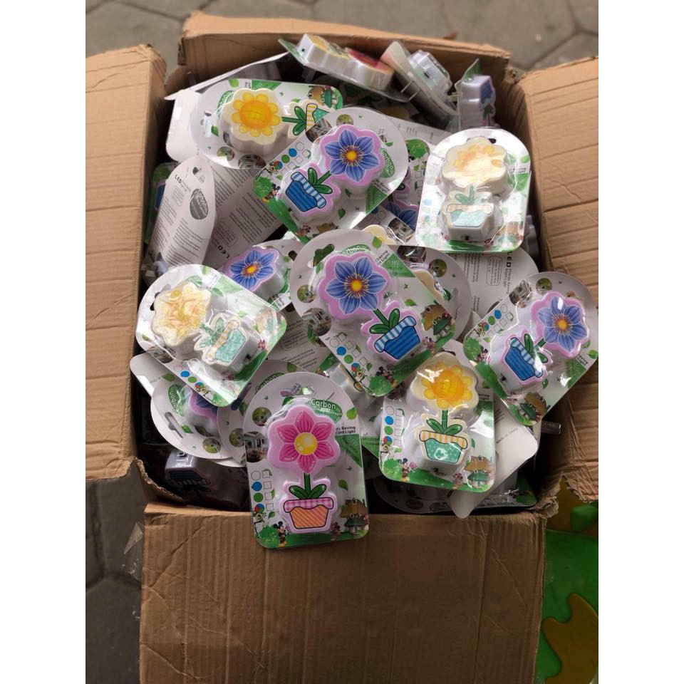 Đèn ngủ hình chậu hoa