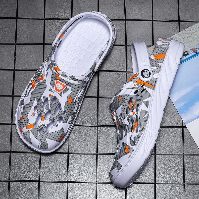 Giày Sandal Đế Mềm Siêu Nhẹ Chống Trượt Thiết Kế Đục Lỗ Thời Trang Đi Biển Mùa Hè Cho Nam