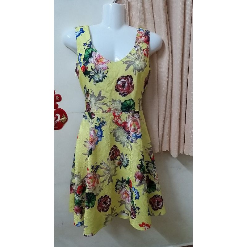 đầm dự tiệc xinh xắn sale thanh lý