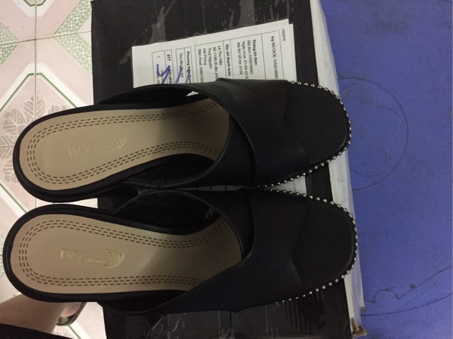 Giày ivy moda