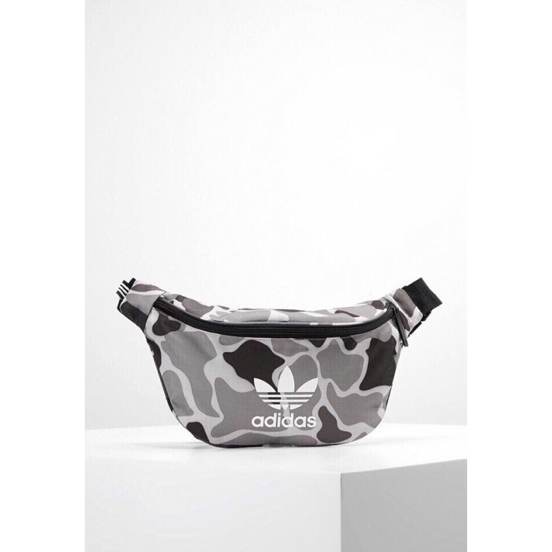 Túi đeo bụng Adidas rằn ri