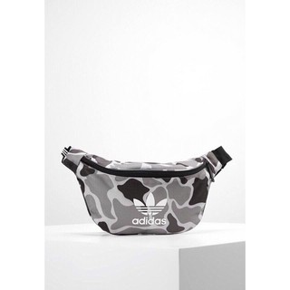 Túi đeo bụng Adidas rằn ri