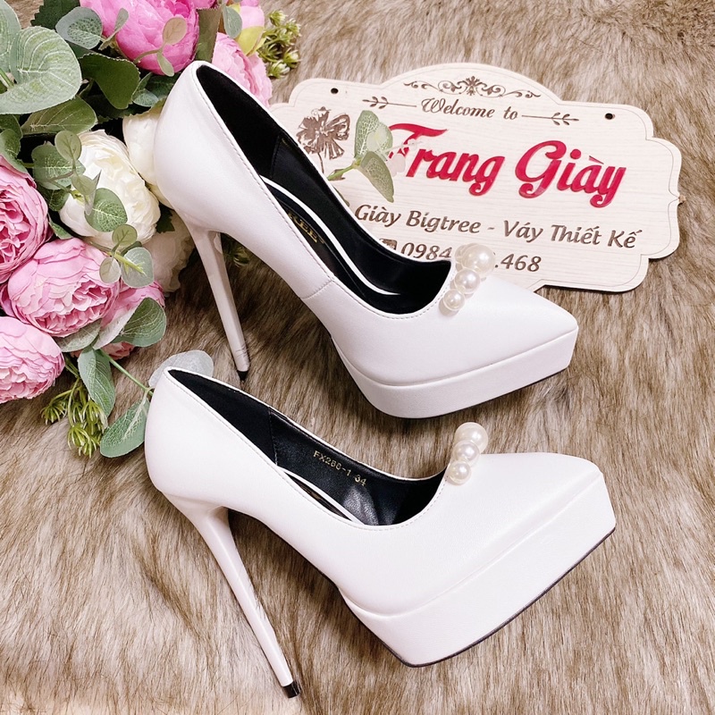 GIÀY CƯỚI THIẾT KẾ CAO CẤP CÓ SẴN (form bé)  (là mẫu tkế thủ công vui lòng chắc chắn trước khi đặt hàng)