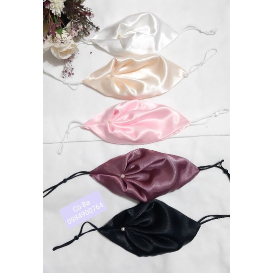 Khẩu trang phi lụa có nẹp mũi  nút chặn