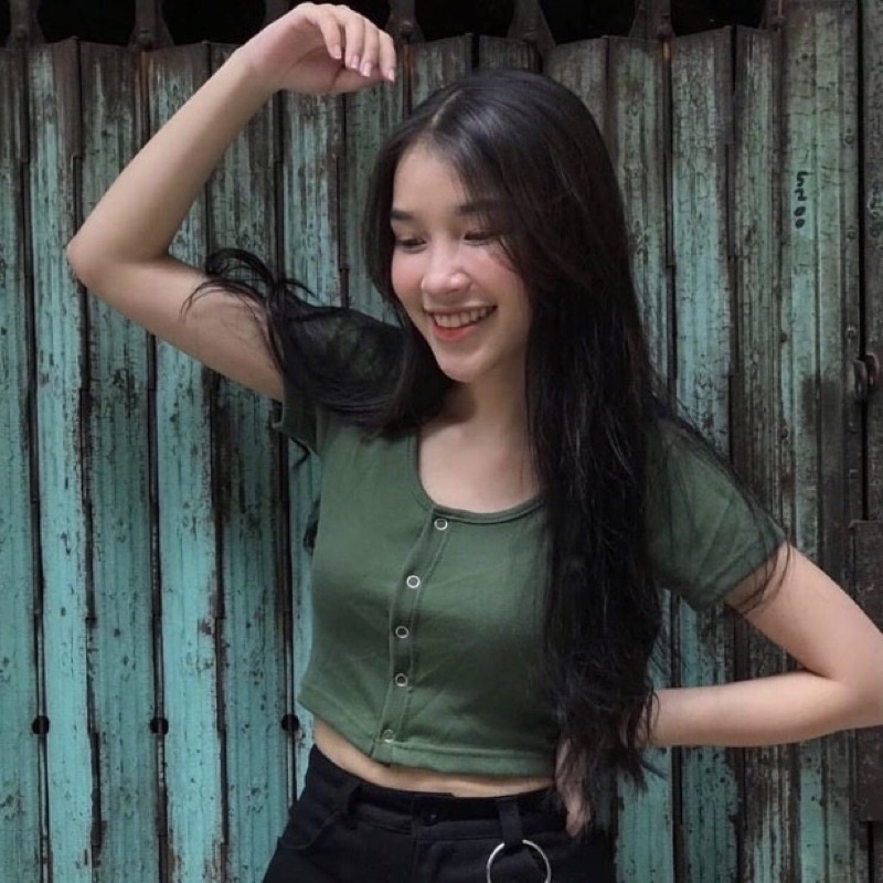 Áo croptop nút bấm sọc tay ngắn
