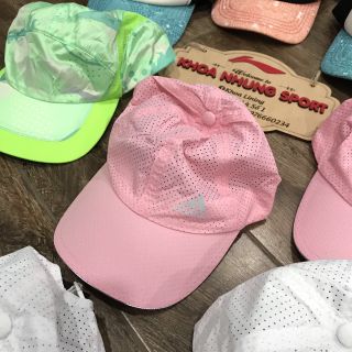 Mũ adidas ảnh thật Shop chụp. Giảm 20k khi nhập mã " GHNAUG"