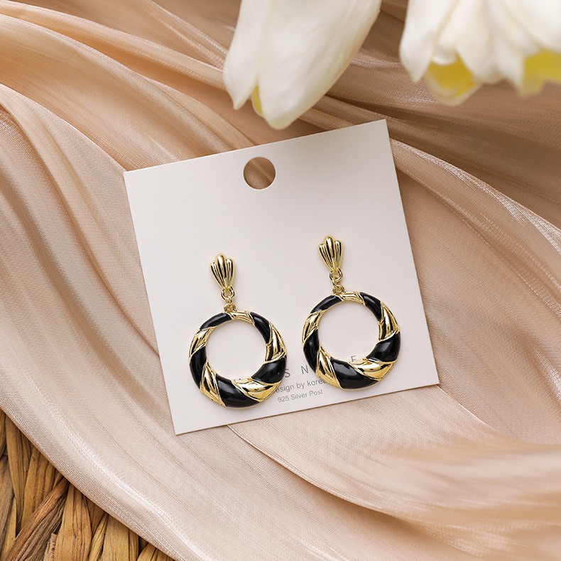 Hoa tai thời trang nữ khuyên dài điệu đà - HT299