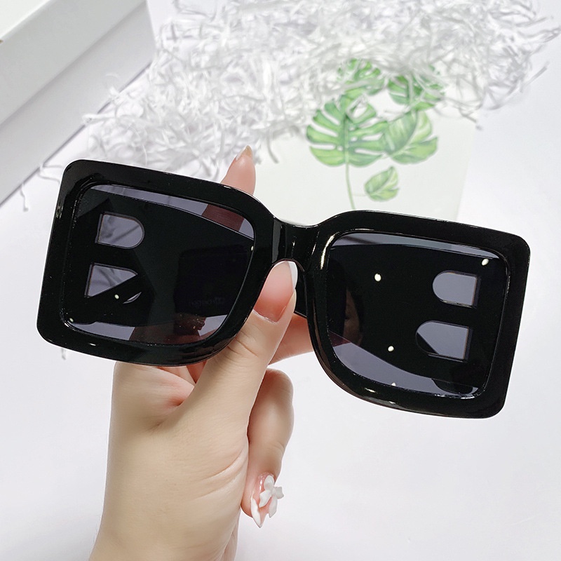 Kính mát chống tia UV400 phong cách cổ điển thời trang dành cho nữ