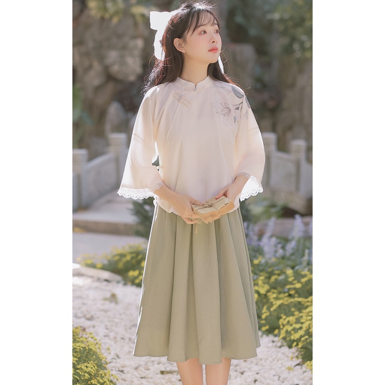 Trang Phục Sườn Xám Cách Tân Phối Nút Đĩa Màu Sắc Ngọt Ngào Thời Trang Mùa Thu 2022 Cho Nữ