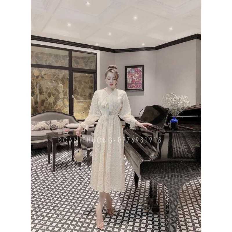 Đầm ren nơ