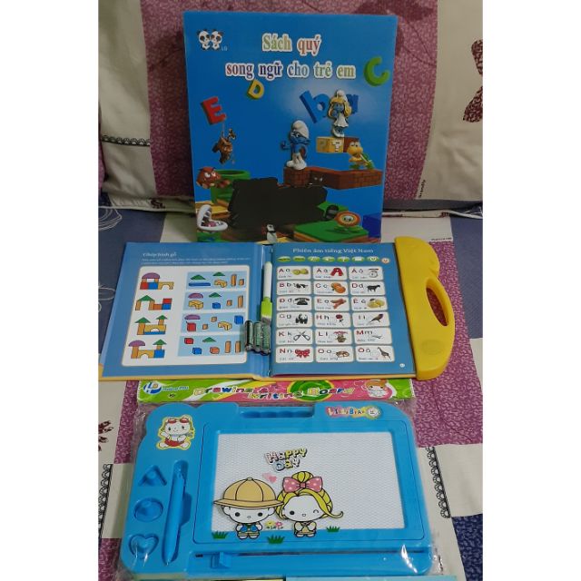 Combo Sách song ngữ điện tử cho bé và bảng xóa thông minh