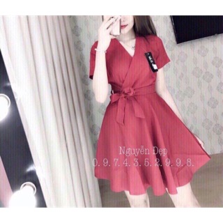 Đầm xoè cổ V thắt dây nơ eo cực đẹp BB52