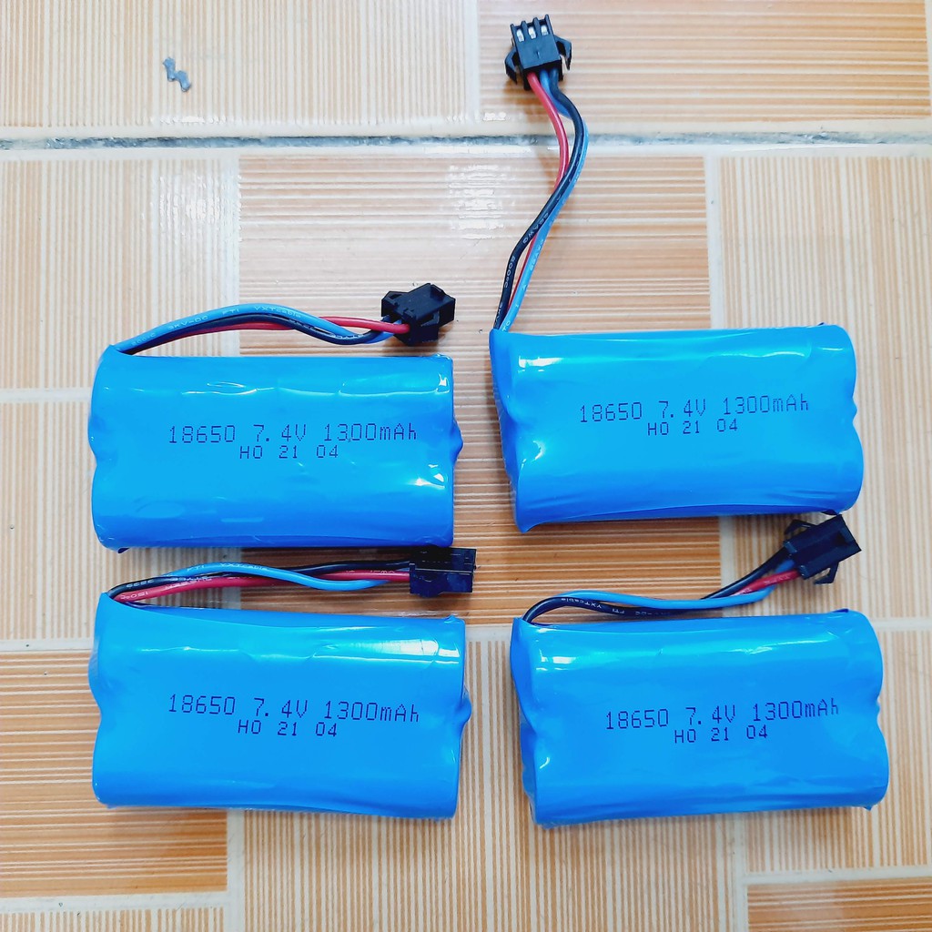 Pin sạc 7.4v 1300mah 18650 SM-3P dùng cho xe mô hình điều khiển từ xa