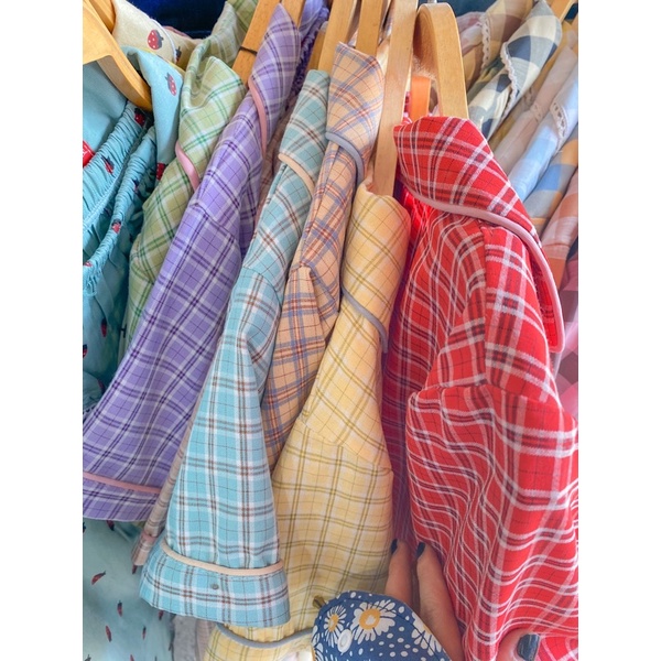 BỘ PIJAMA CHẤT ĐŨI HÀN HOẠ TIẾT KẺ Ô | BigBuy360 - bigbuy360.vn