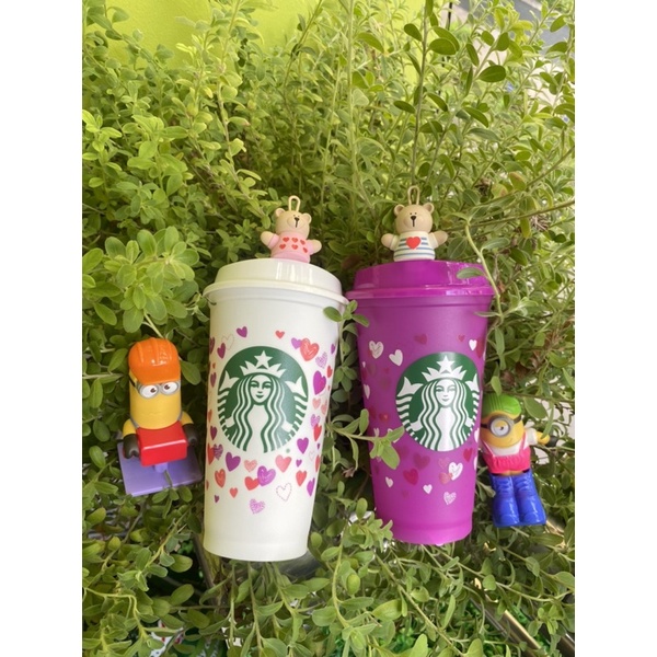 Ly mica đổi màu khi uong nóng starbucks store2022