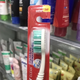 1 cây bàn chải colgate premier clean(màu ngẫu nhiên)
