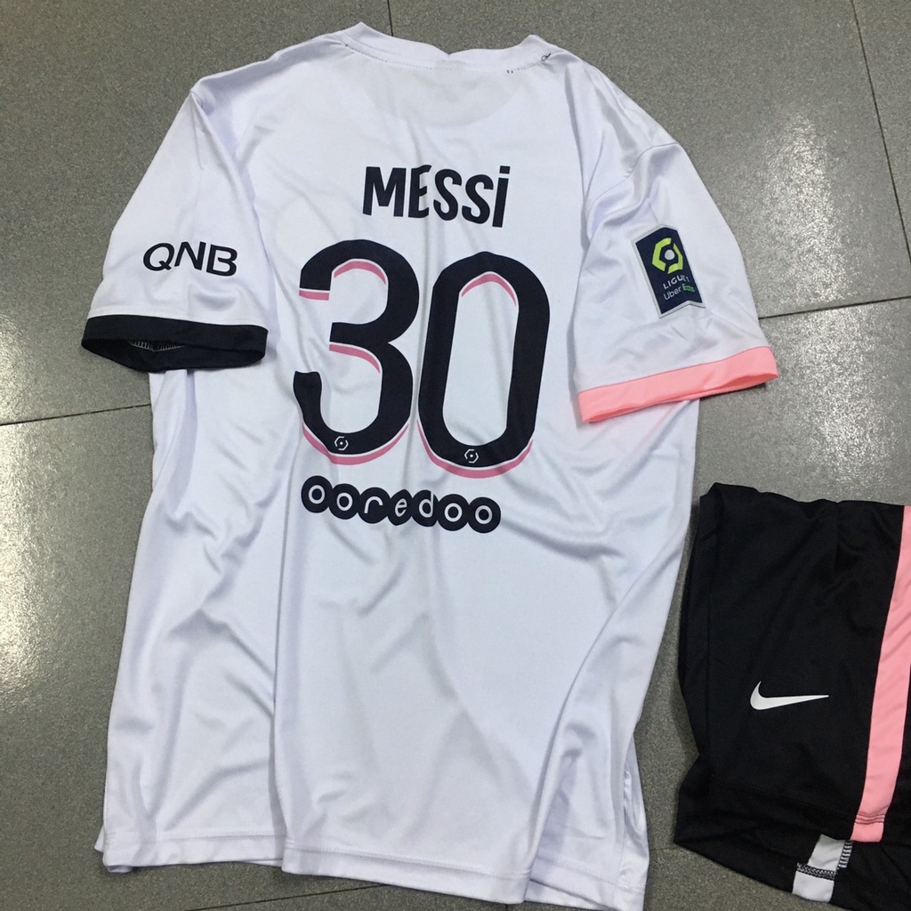 Bộ quần áo Messi PSG trắng hồng sân khách 2022