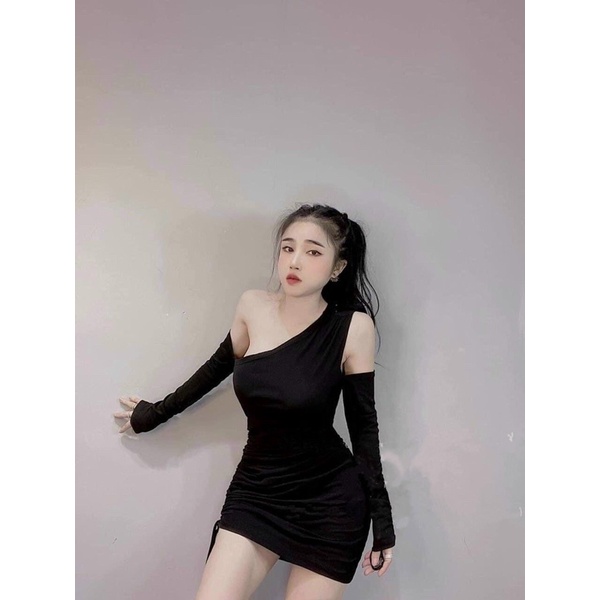 Đầm Body Gân Tăm Rút 1 Bên Tay Xéo Lệch  Vai Khoét