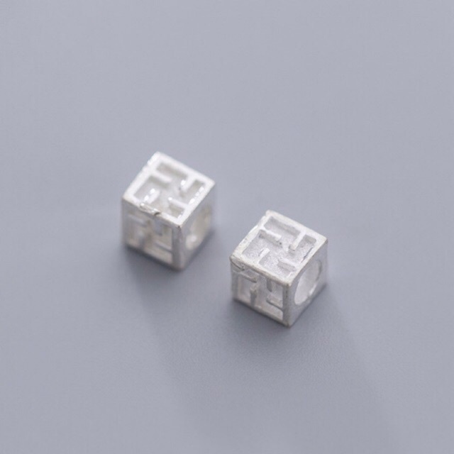 SỈ SIÊU RẺ  Charm bạc khối lập phương khắc chữ Vạn hàng đẹp - Bạc xịn loại 1, PH028