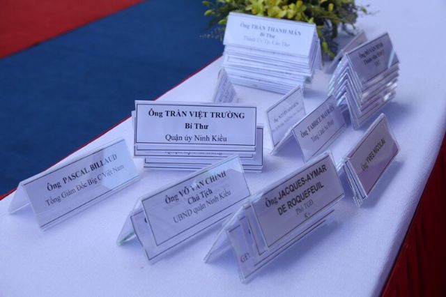 20 Chức danh mica 6x10 mỏng