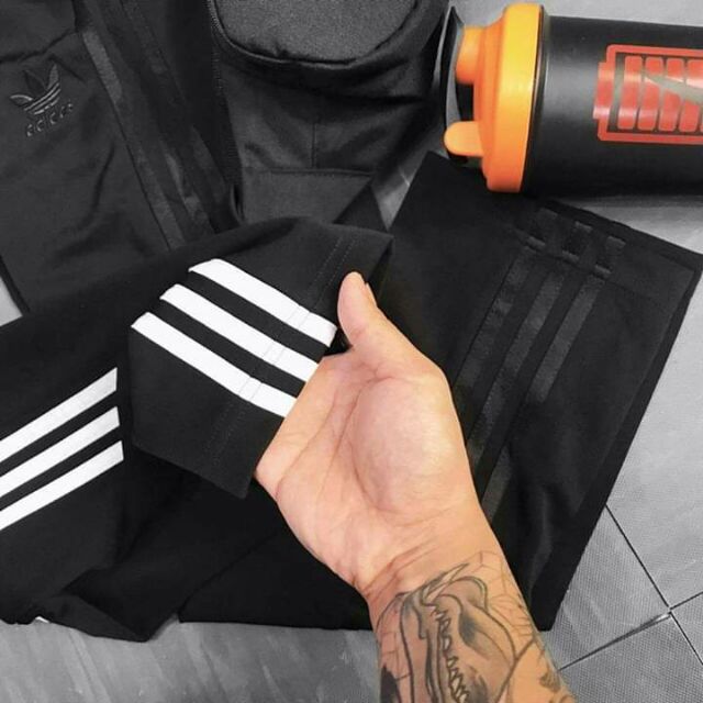 QUẦN UMI ADIDAS