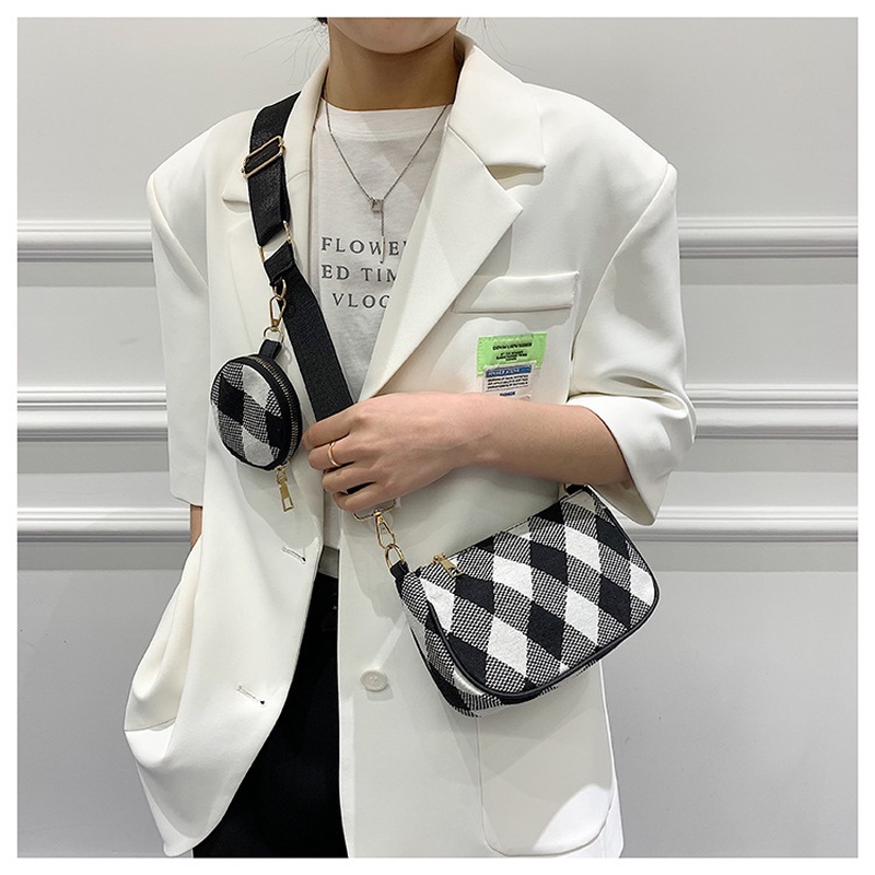 Túi Đeo Chéo Họa Tiết Bàn Cờ Theo Phong Cách retro NB00250