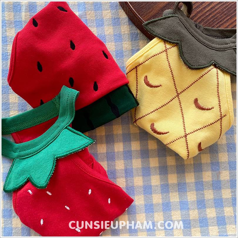 Áo thun dâu tây / quả dứa đáng yêu cho chó mèo