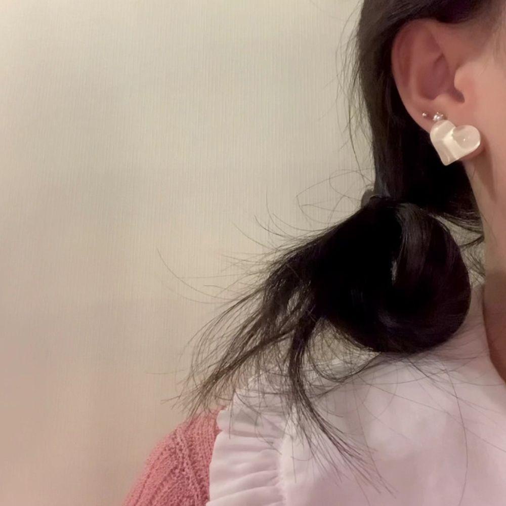 Bông Tai Hình Trái Tim Màu Sắc Đơn Giản Phong Cách Retro Cho Nữ