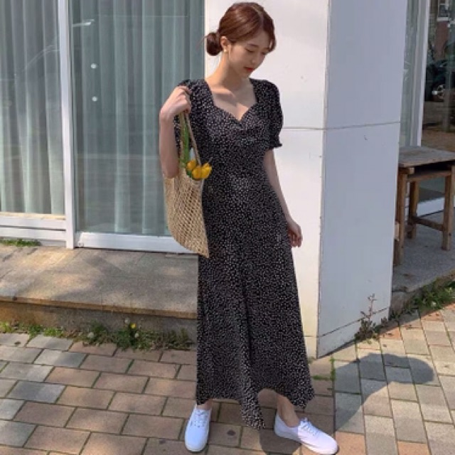 Váy chấm bi dáng dài khoe dáng