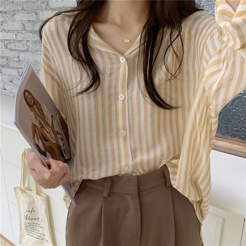 Áo sơ mi tay dài dáng rộng cổ chữ V in họa tiết kẻ sọc thời trang 36770